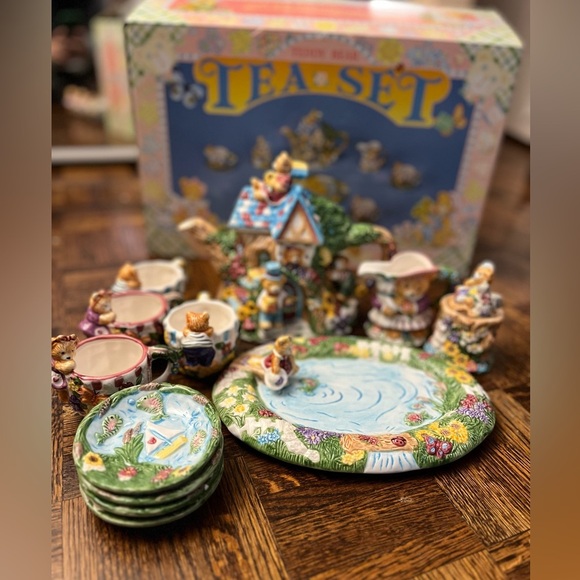 Vintage 1996 Hand-painted Children’s Teddy Bear Tea set 12-Pieces - Picture 2 of 15
